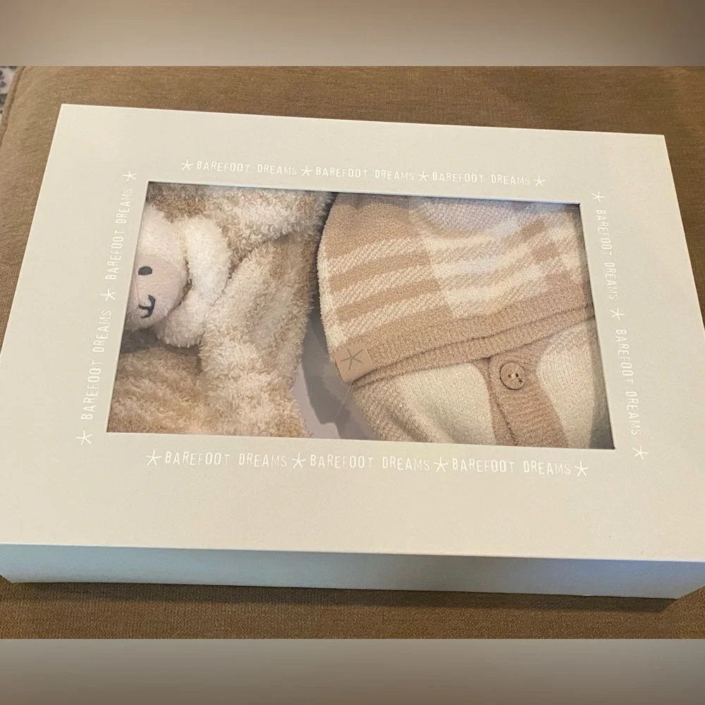 NIB CozyChic Ultra Lite® Plaid Baby Bundle (3/6 months)